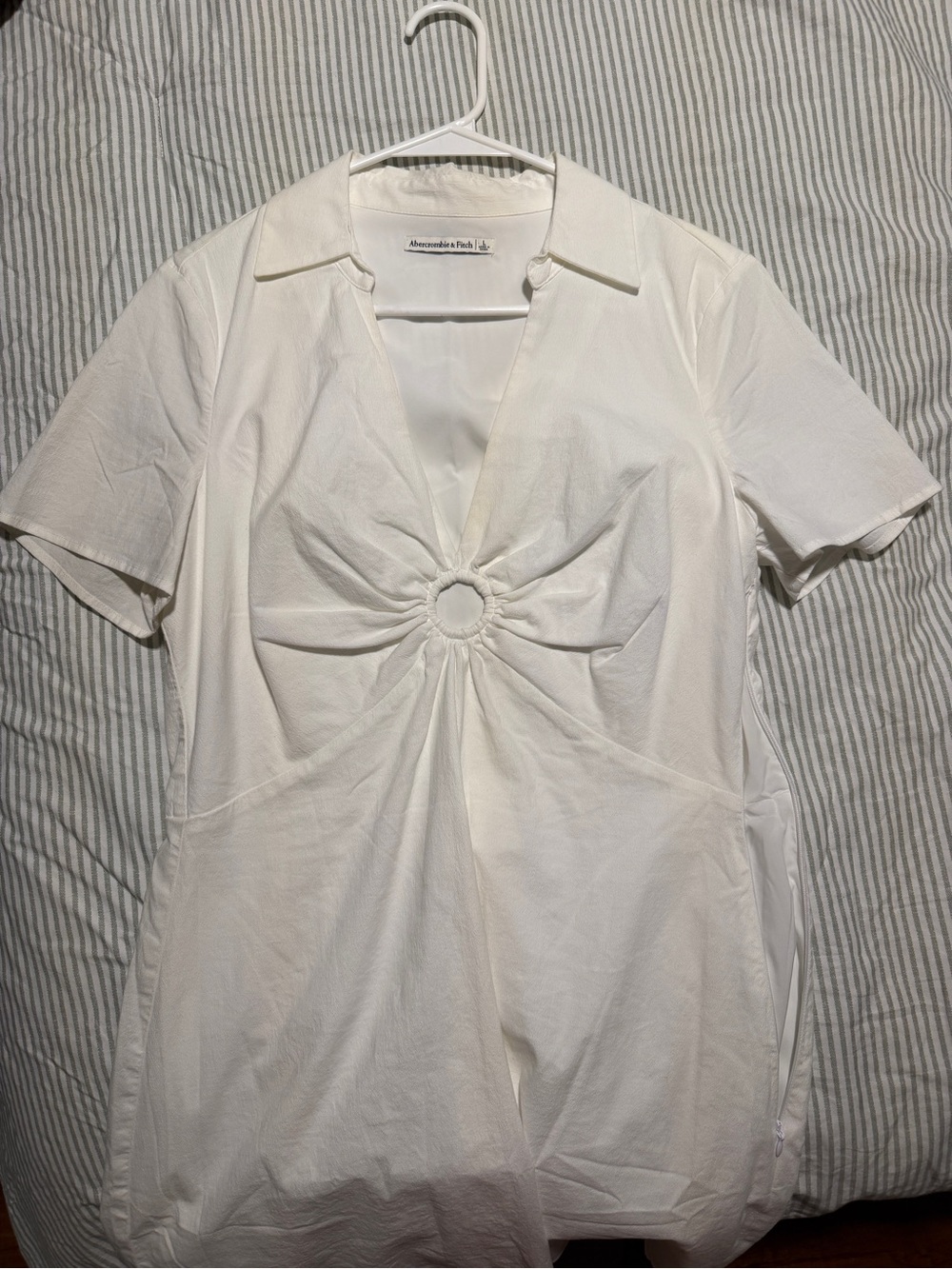 Abercrombie & Fitch Cream V-Neck Dress